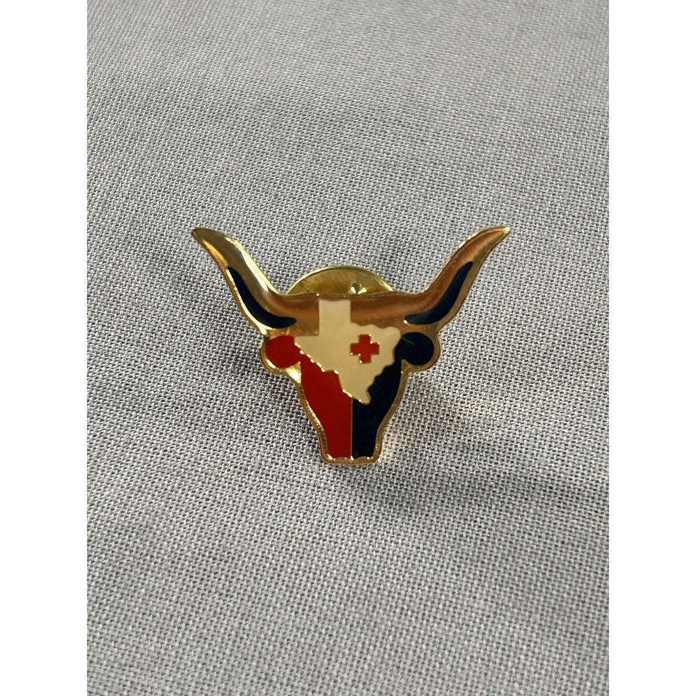 Texas Red Cross First Aid Longhorn Division Lapel Pin Enamel Red White Blue